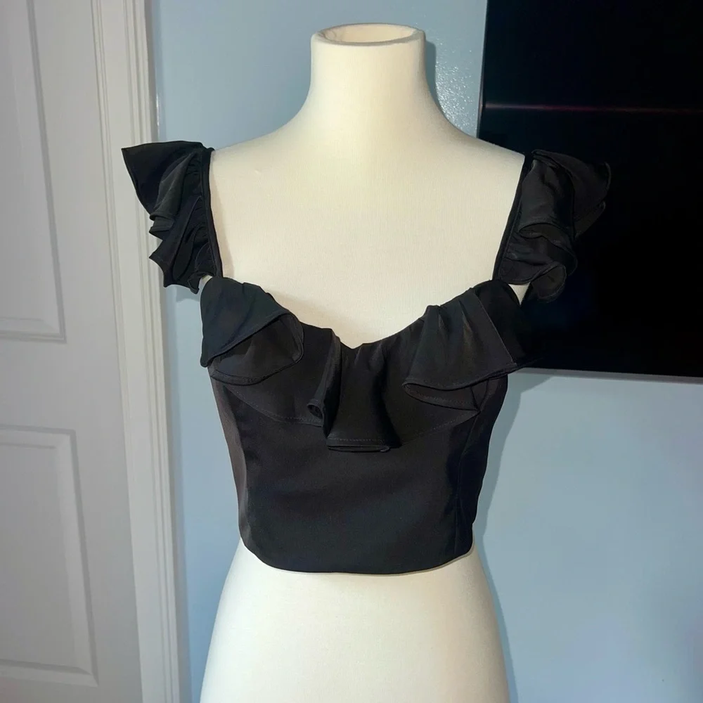 Lovers + Friends Black Ruffle Top - Picture 1 of 4